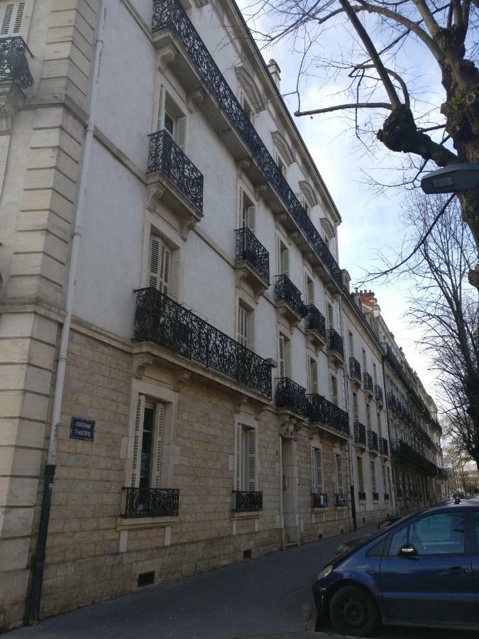 Appartement Studio Republique à Dijon Extérieur photo