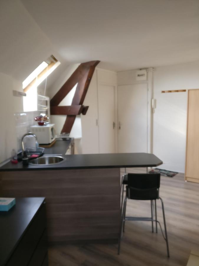 Appartement Studio Republique à Dijon Chambre photo